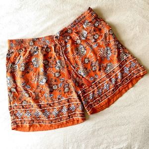 J. Jill Shorts Large Petite Red/Orange Floral Print with Pockets